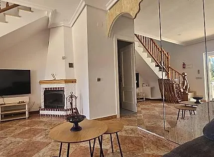 Casa Fuente Leon Holiday home