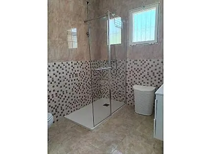 Casa Fuente Leon Holiday home *